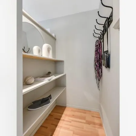 Nydelig Leilighet, Med Fantastisk Beliggenhet Apartament